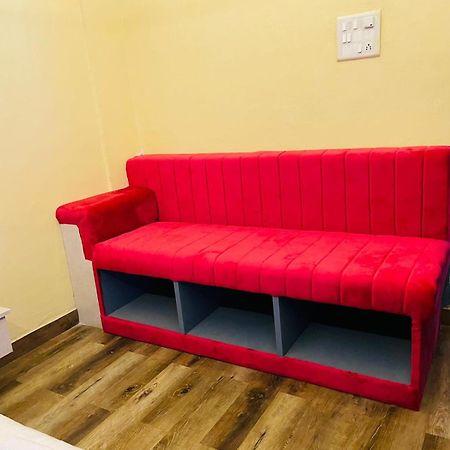 Wayfare Sp Resort Panvel Esterno foto