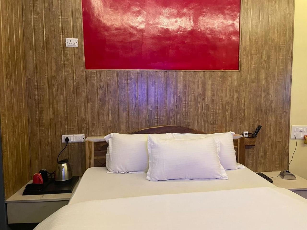 Wayfare Sp Resort Panvel Esterno foto
