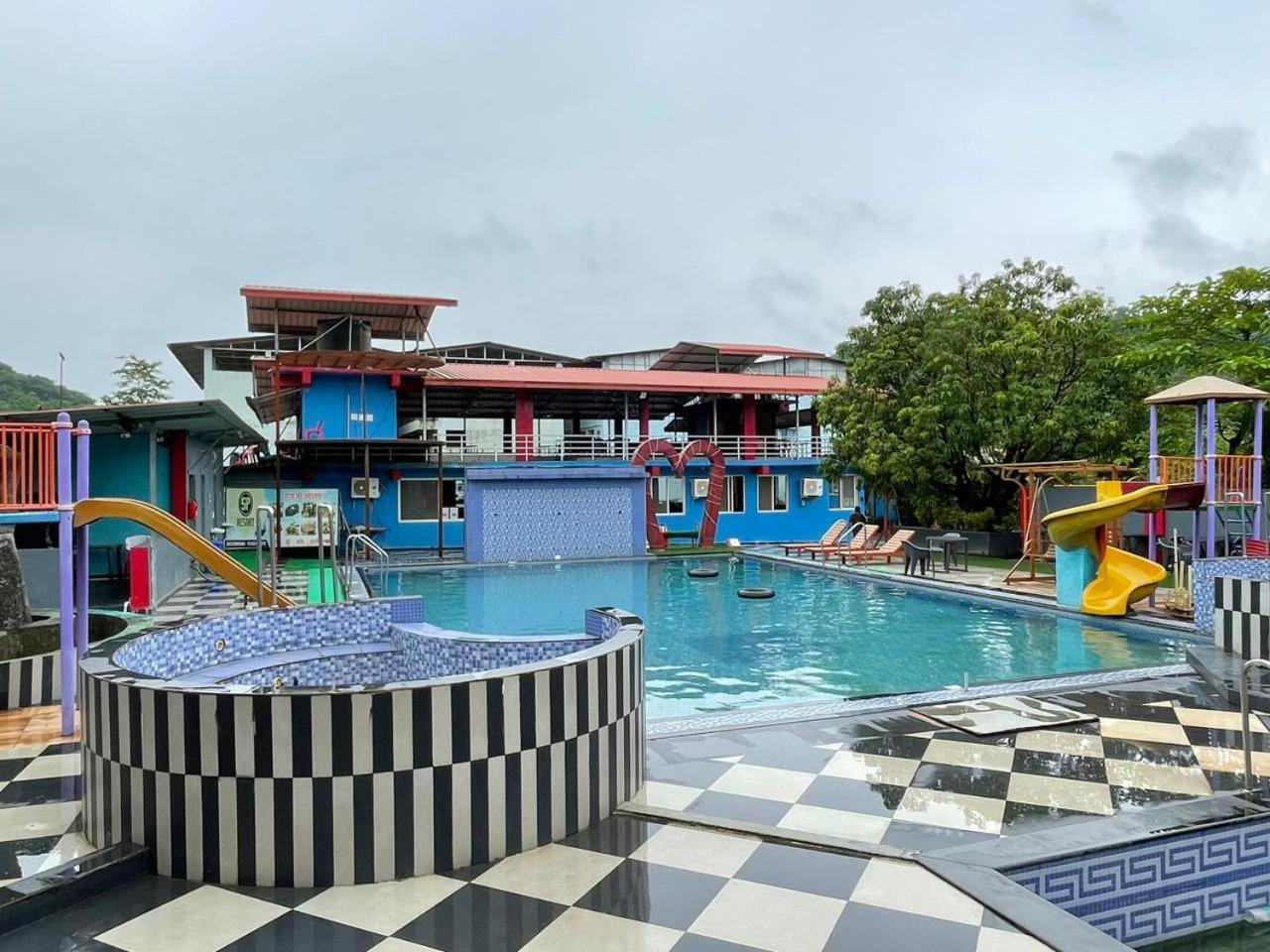 Wayfare Sp Resort Panvel Esterno foto
