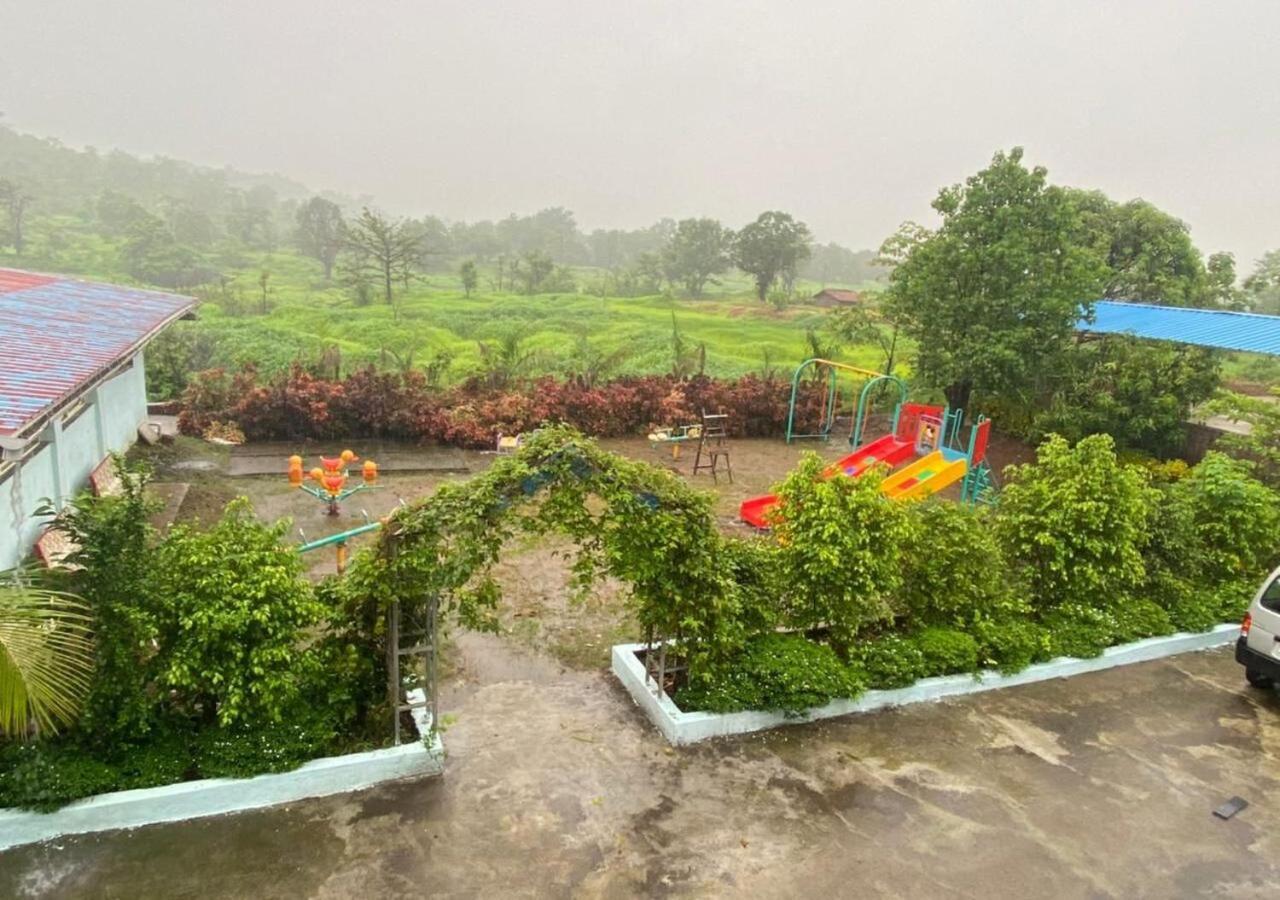 Wayfare Sp Resort Panvel Esterno foto